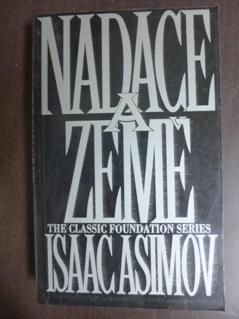 Nadace a země