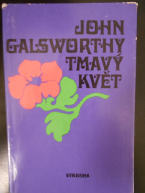 Tmavý květ