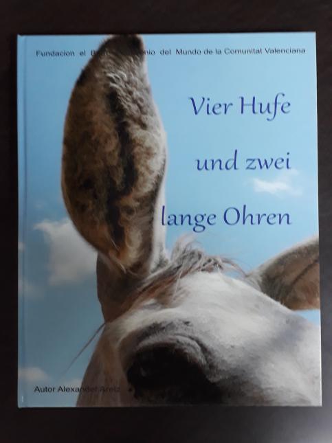 Vier Hufe und zwei lange Ohren