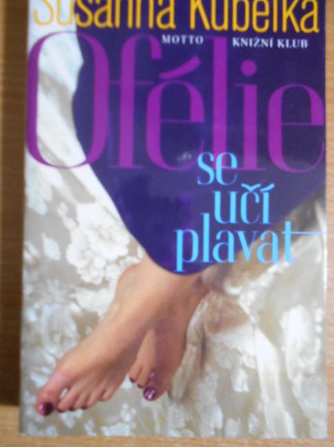 Ofélie se učí plavat