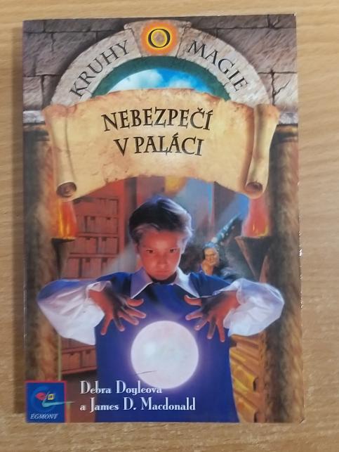 Nebezpečí v paláci