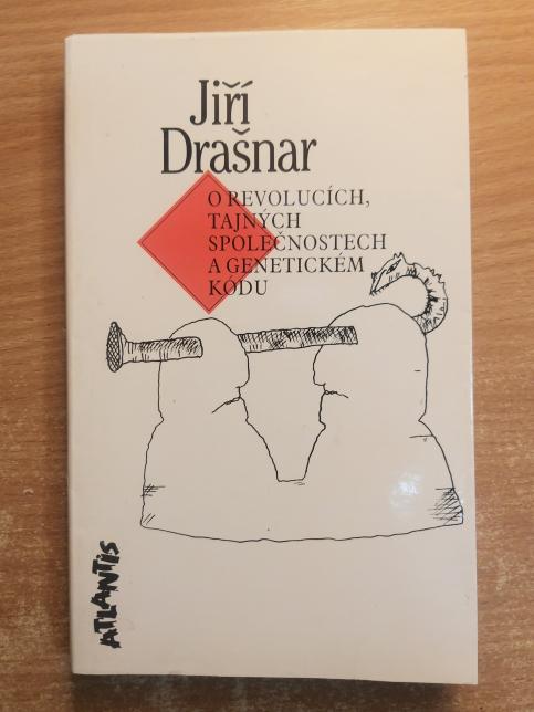 O revolucích, tajných společnostech a genetickém kódu