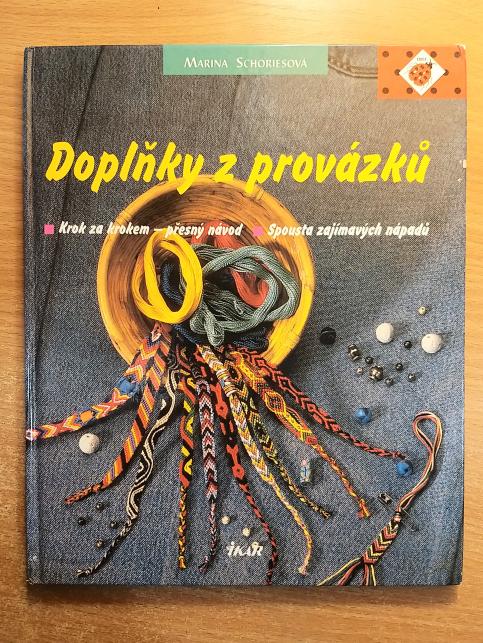 Doplňky z provázků