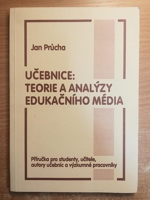 Učebnice: Teorie a analýzy edukačního média