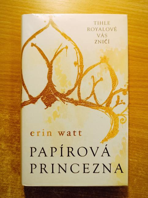 Royalové - Papírová princezna, Prokletý princ, Palác lží, Padlý dědic, Prohnilé království