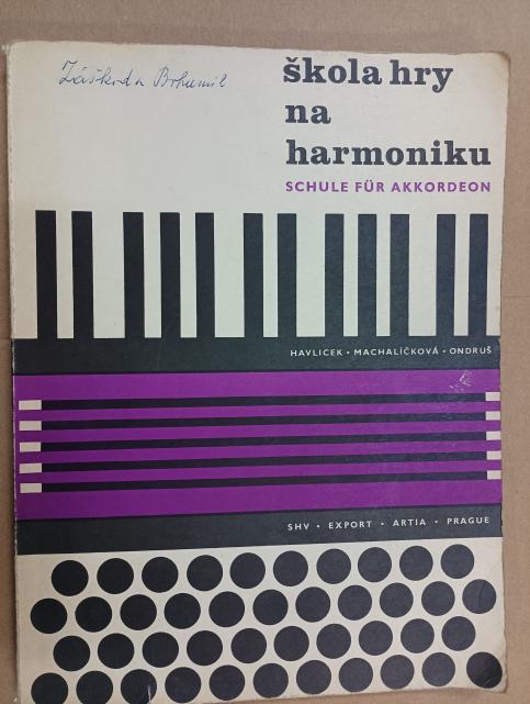 Škola hry na harmoniku 