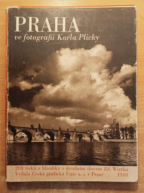 Praha ve fotografiích