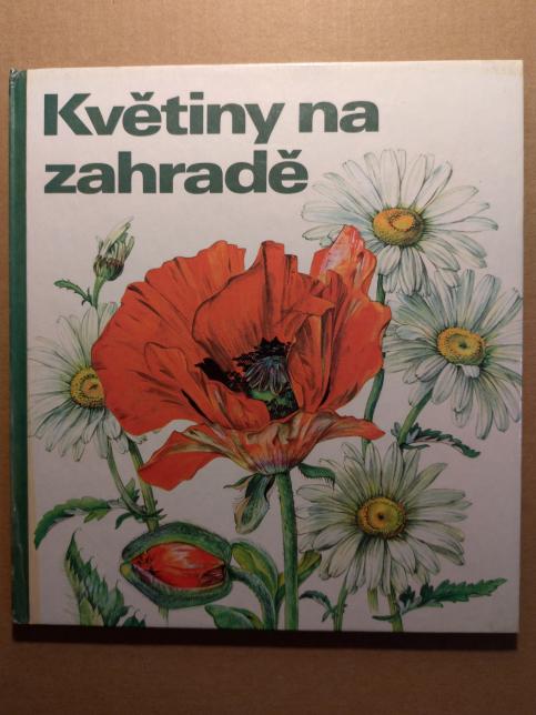 Květiny na zahradě