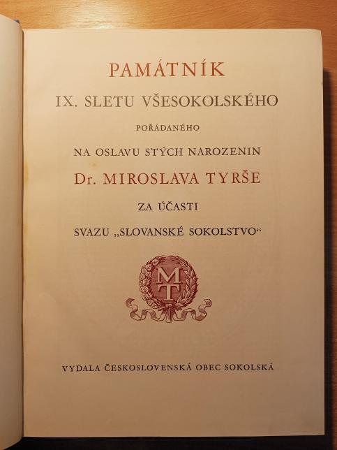 Památník IX. sletu všesokolského