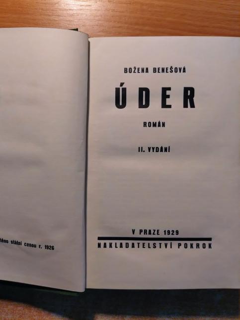 Úder