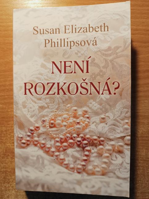 Není rozkošná?