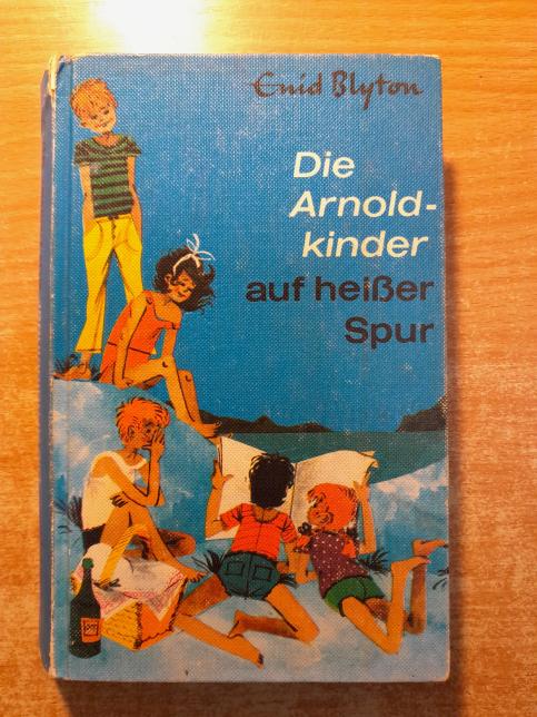 Die Arnold-kinder auf heisser Spur