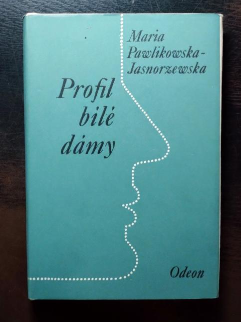 Profil bílé dámy