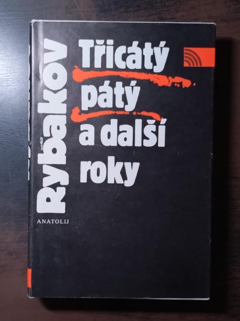 Třicátý pátý a další roky
