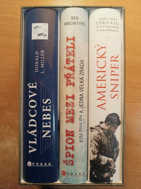 Military box - Americký sniper, Špion mezi přáteli, Vládcové nebes