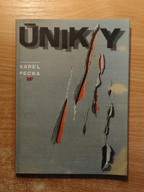 Úniky