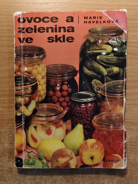 Ovoce a zelenina ve skle