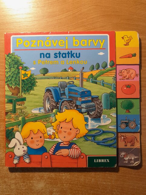 Poznávej barvy na statku s Petrem a Lenkou