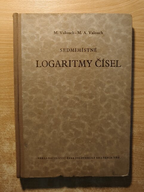 Sedmimístné logaritmy čísel od 1 do 110000 a goniometrických funkcí v šedesátinném dělení